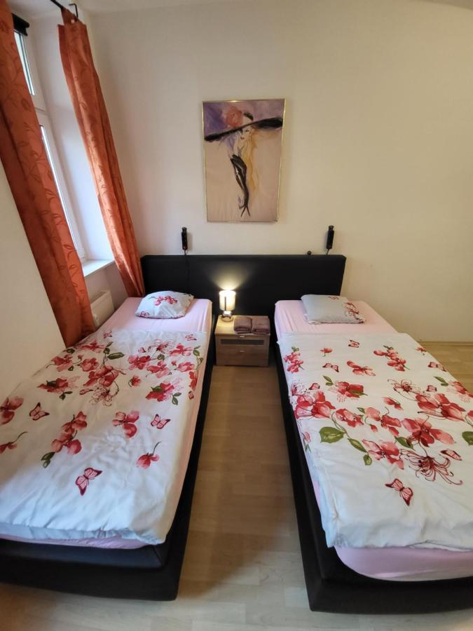 Apartmentzimmer Ерфурт Екстер'єр фото