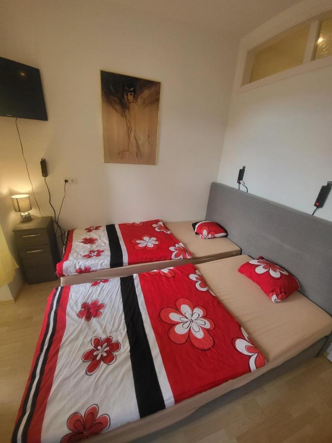Apartmentzimmer Ерфурт Екстер'єр фото